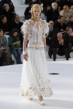 chanel 2006 couture|chanel fashion designer 2006.